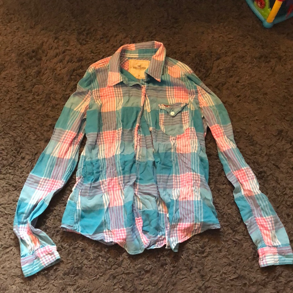 Hollister Size M button shirt